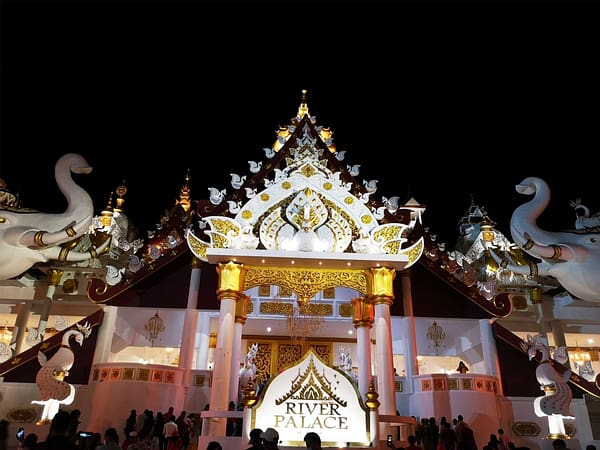 Pic - Carnival Magic - Best Phuket Travel (2)
