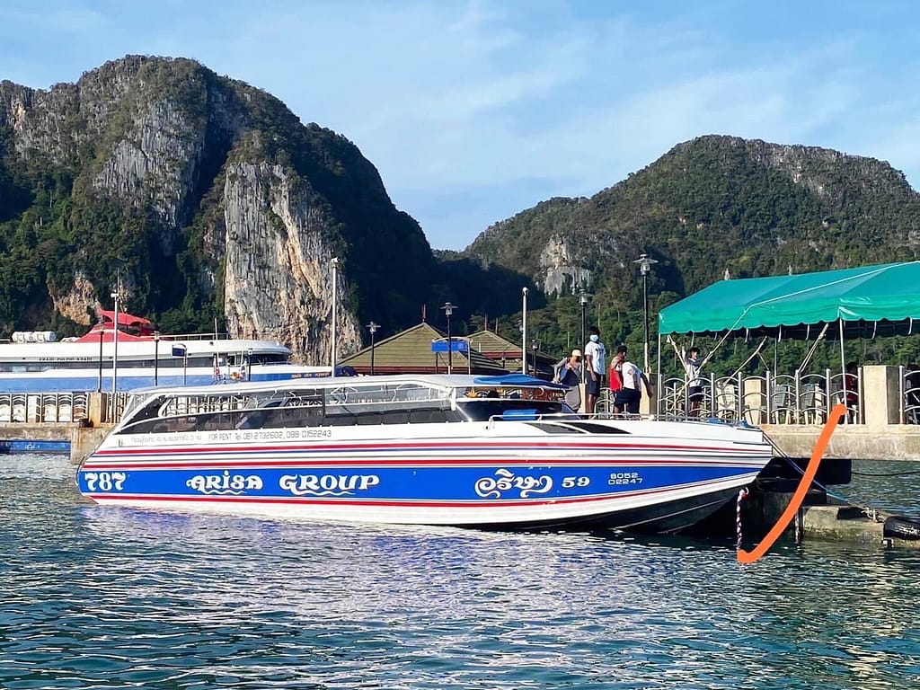 Arisa Speedboat - Best Phuket Travel (2)