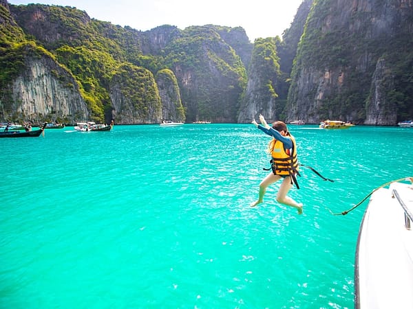 Sea Star - Lazy Phi Phi - Best Phuket Travel (6)