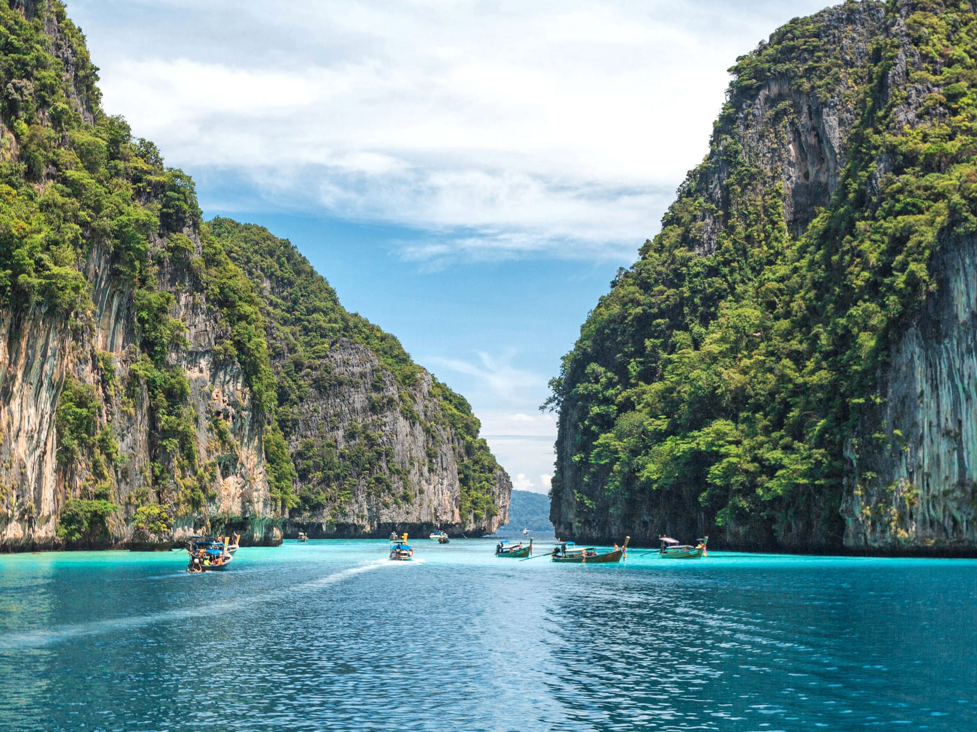 Phi Phi – Bamboo Island One Day Trip by SAWANU - Best Phuket Travel I ...