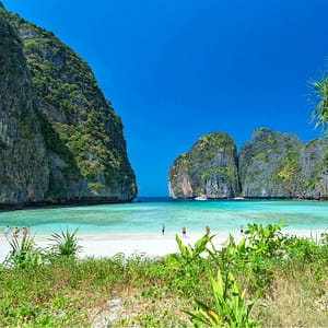 Pic - Maya Bay 1 - SAWANU - Best Phuket Travel