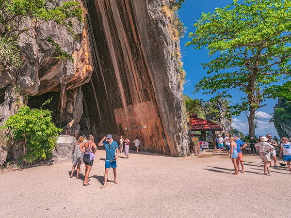 Pic - James Bond 2 - SAWANU - Best Phuket Travel