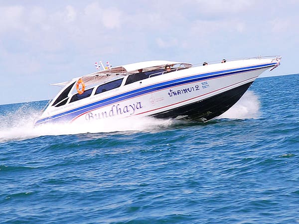 Pic - Bundhaya - SpeedBoat - Best Phuket Travel (1)