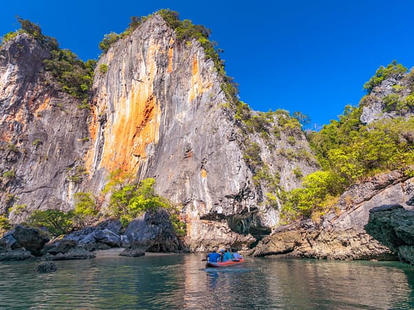 Pic - James Bond New 2 - SAWANU - Best Phuket Travel