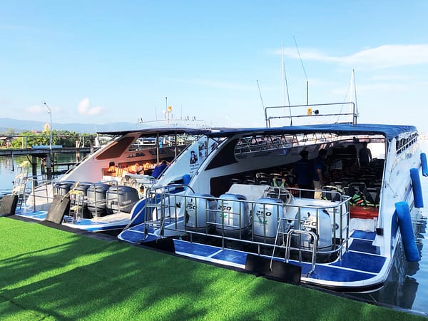 Pic - Ruangsri Travel - Boat