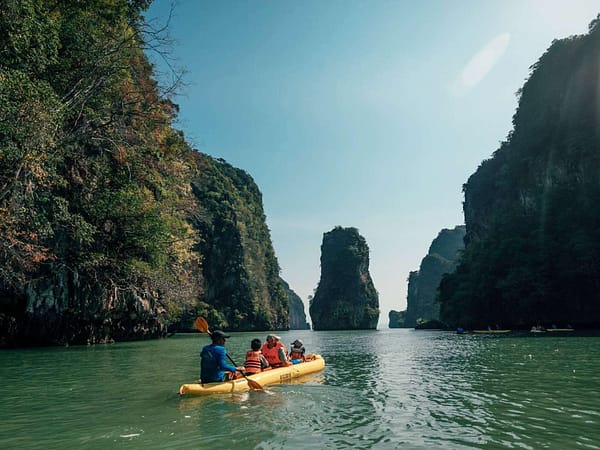 Pic - Hong by Starlight - John Gray - Best Phuket Travel (1)