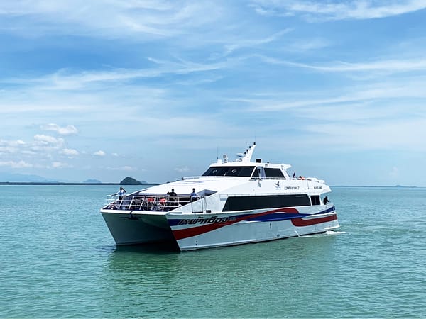 Pic - Boat - Lomprayah - Best Phuket Travel 2