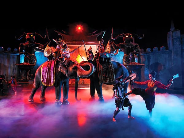 Pic - Phuket Fantasea - Show - Best Phuket Travel (2)