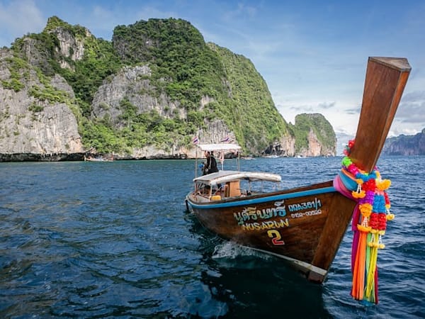 Pic - Phi Phi Maya Khai Islands Day Trip - Chummy Andaman - Best Phuket Travel (2)