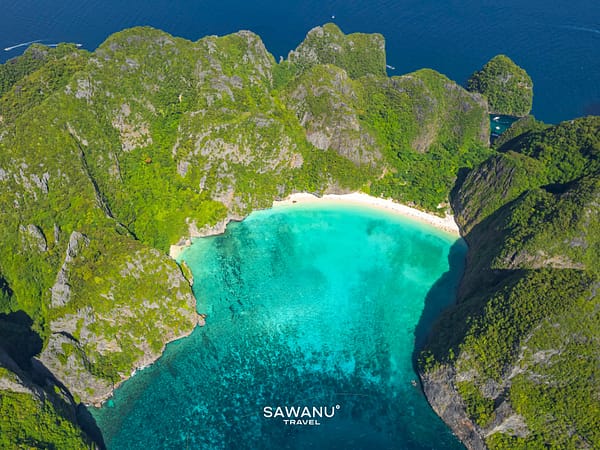 Pic - Maya Bay - SAWANU - Best Phuket Travel