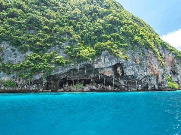 Pic - Phi Phi New 2 - SAWANU - Best Phuket Travel